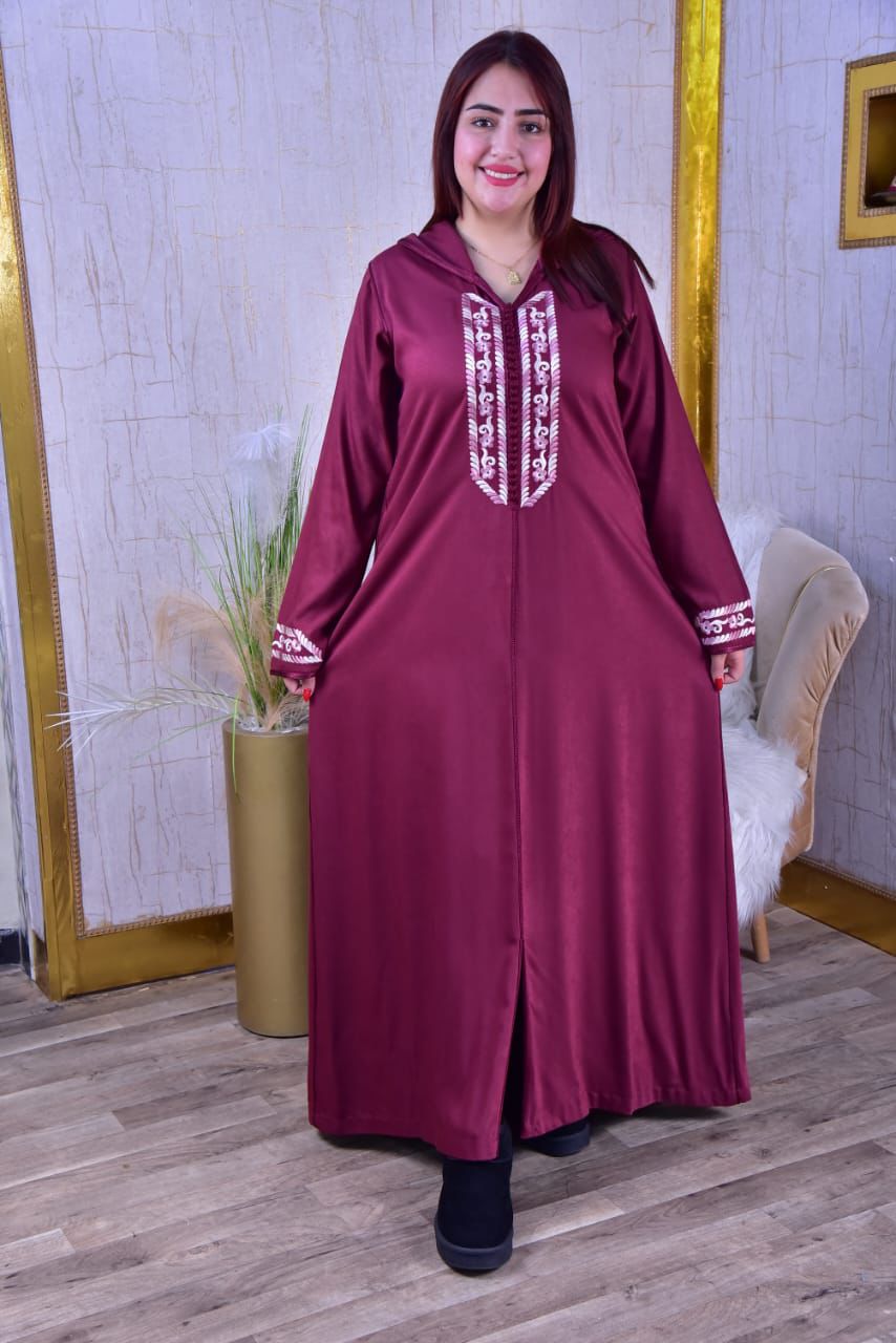 Luxury Moroccan Jellaba with Hand-Embroidered Design - Crafted by Top Moroccan Designers